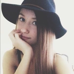 Meet your Posher, Gillian